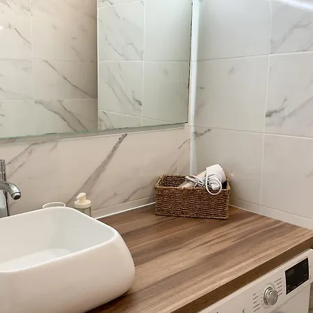 La Prom 2 - A Two Bedroom With A Sea View * 尼斯