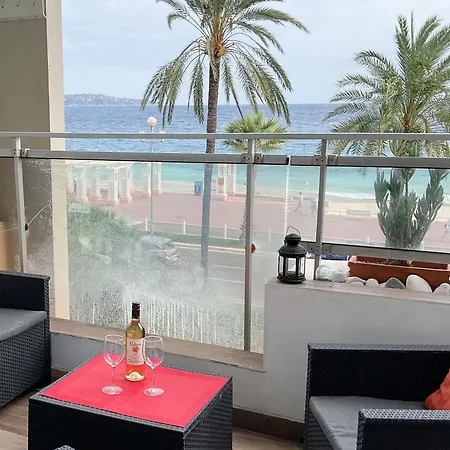 La Prom 2 - A Two Bedroom With A Sea View